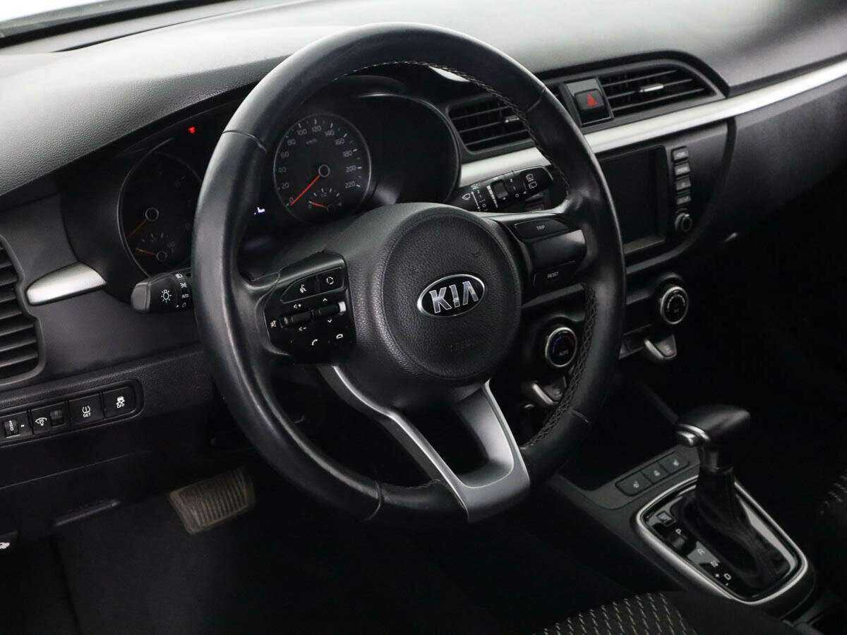 Kia Rio X-Line, 2019 Фото №8