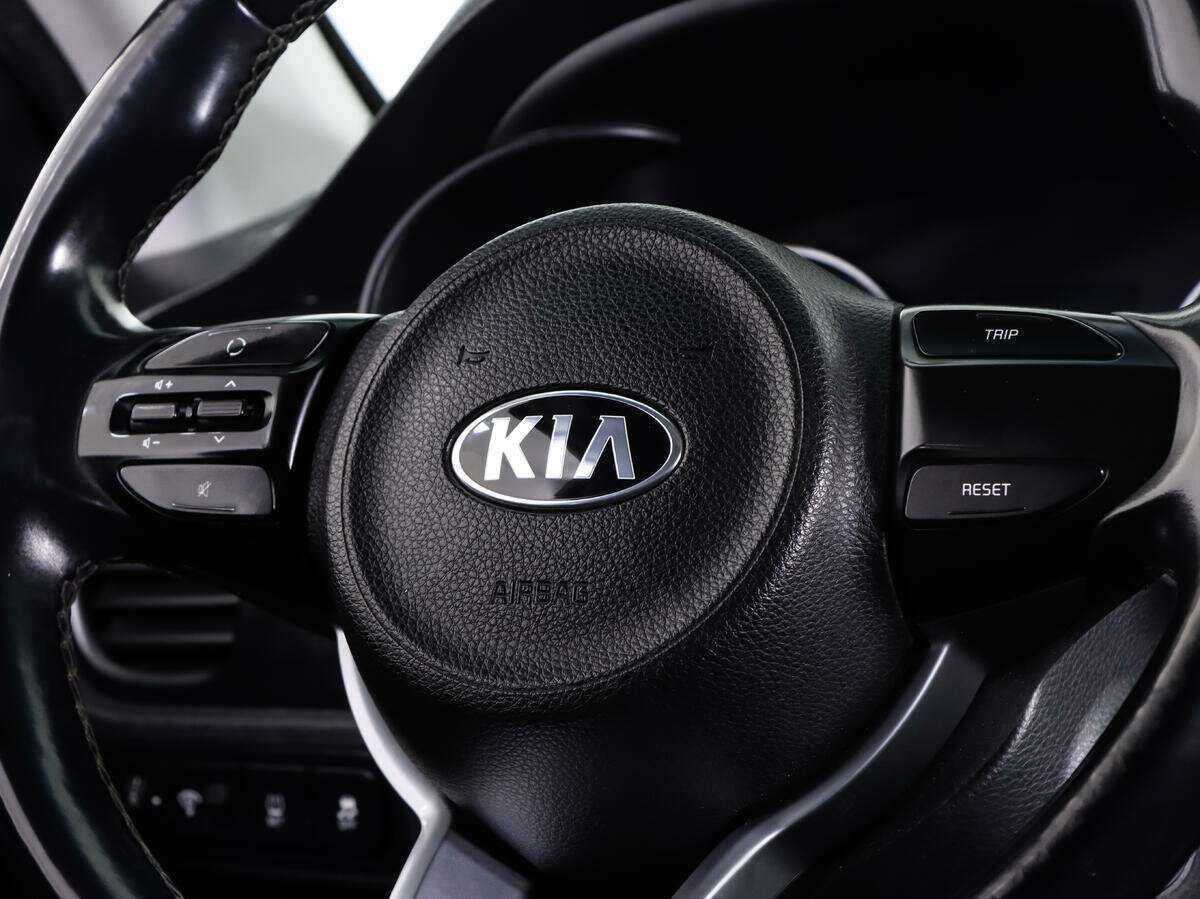 Kia Rio X-Line, 2019 Фото №10