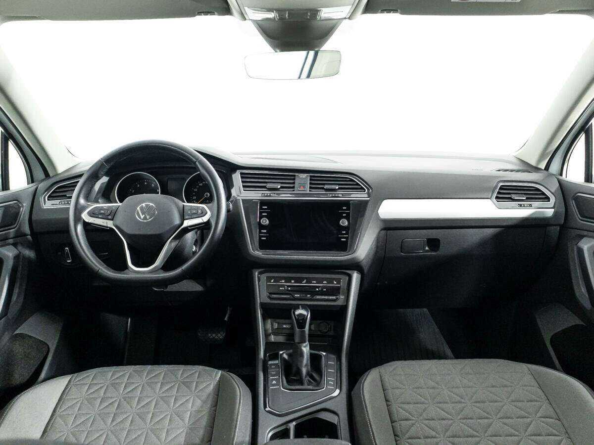 Volkswagen Tiguan, 2021 Фото №13