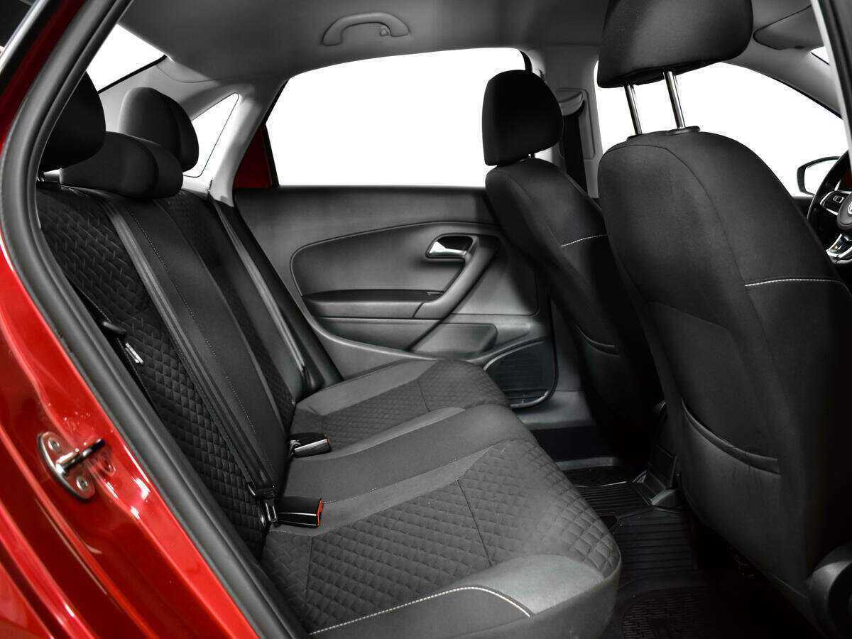 Volkswagen Polo, 2018 Фото №10