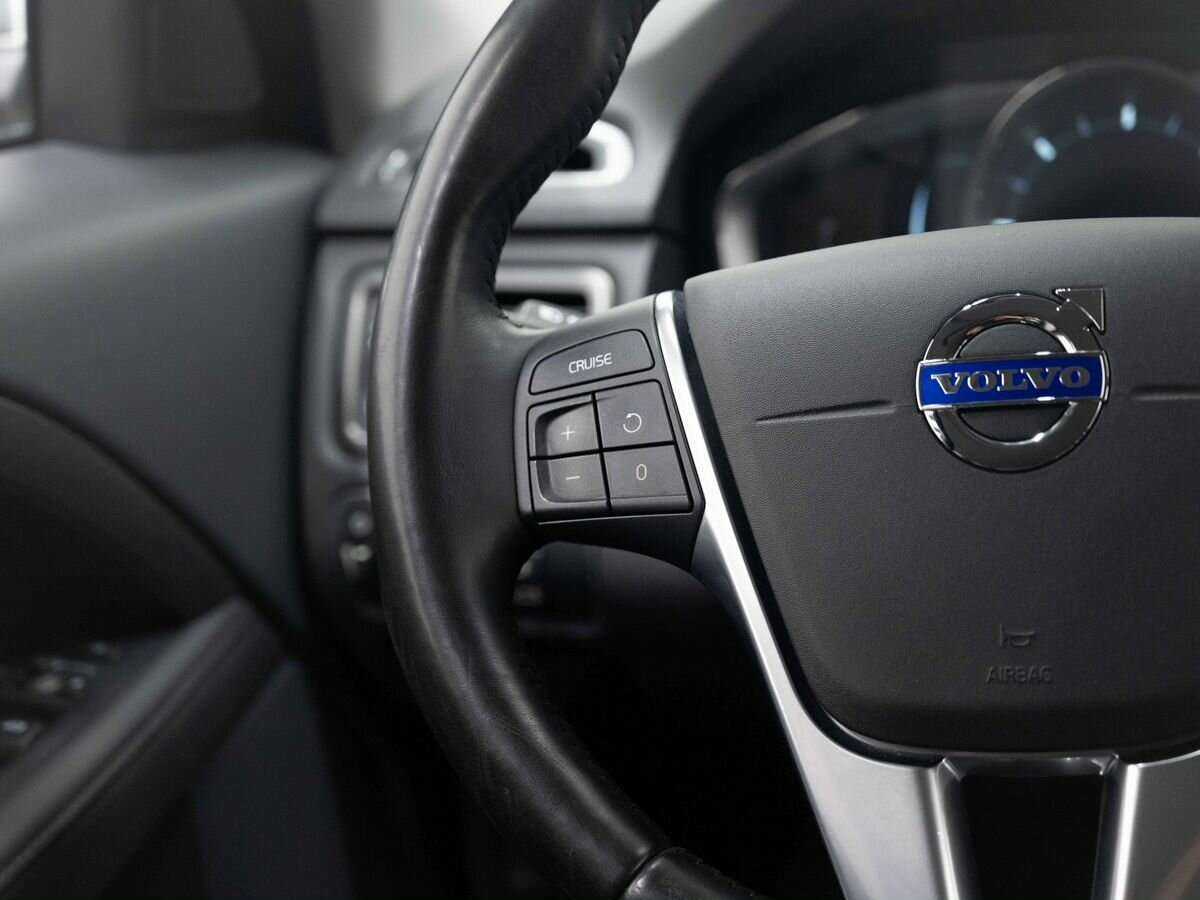 Volvo XC70, 2016 Фото №12