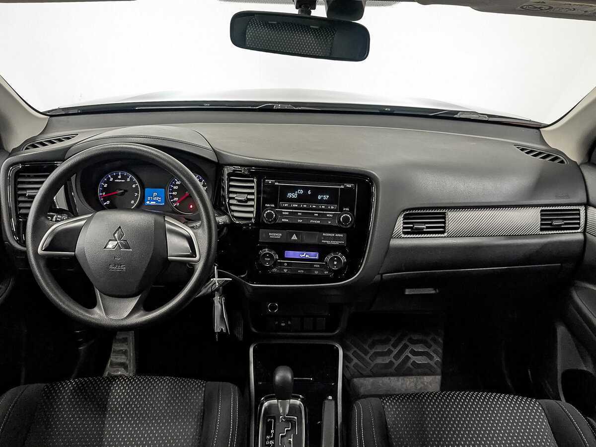 Mitsubishi Outlander, 2018 Фото №13