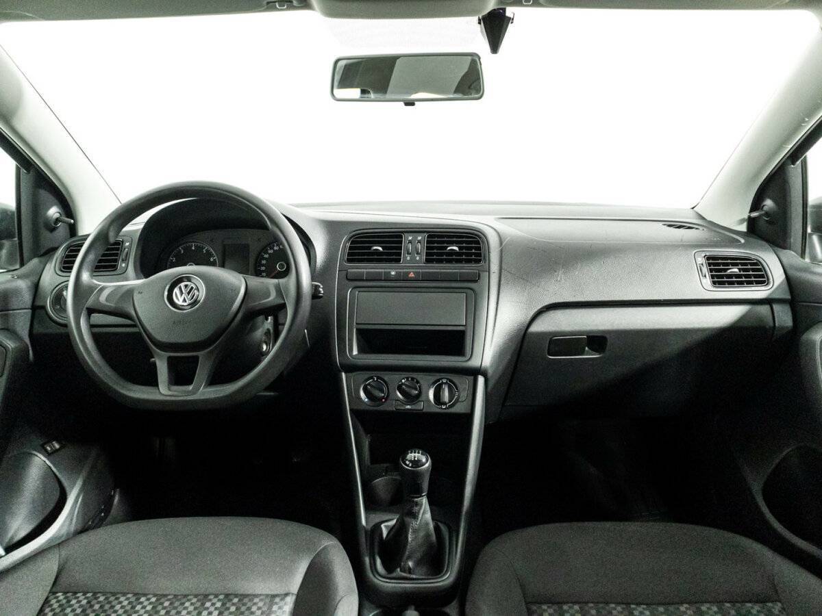 Volkswagen Polo, 2016 Фото №13