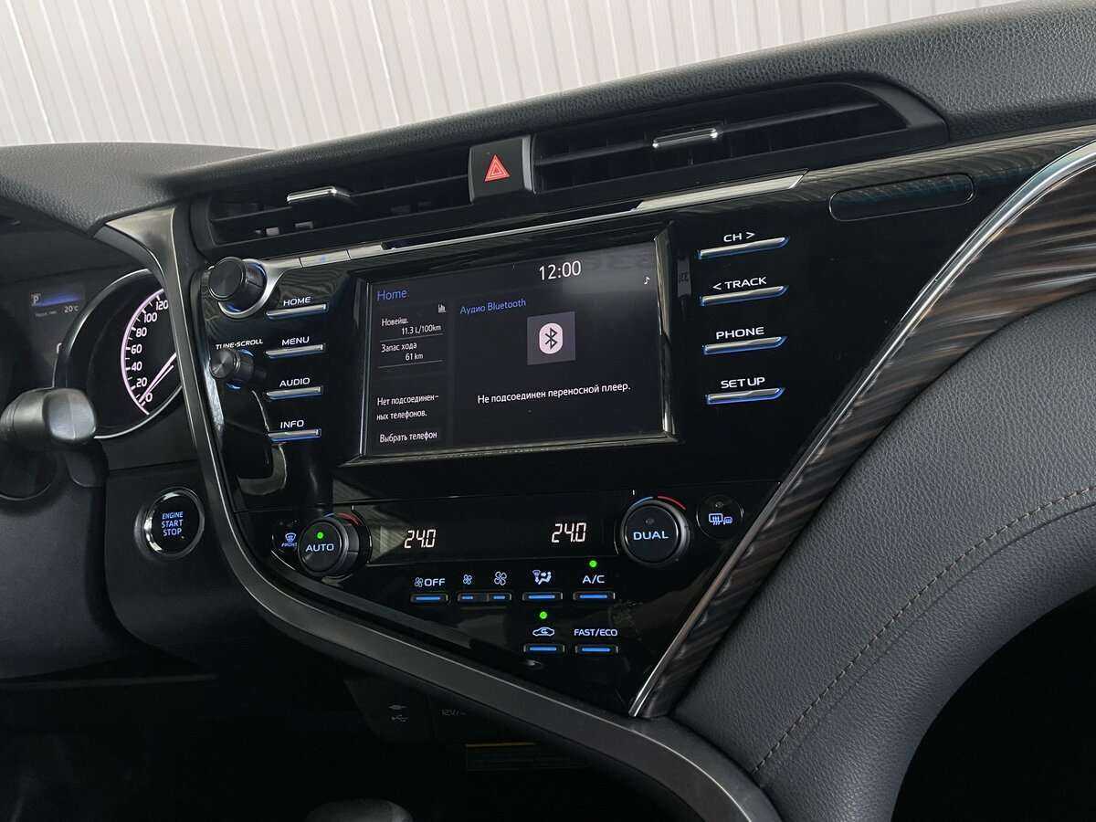 Toyota Camry, 2018 Фото №12