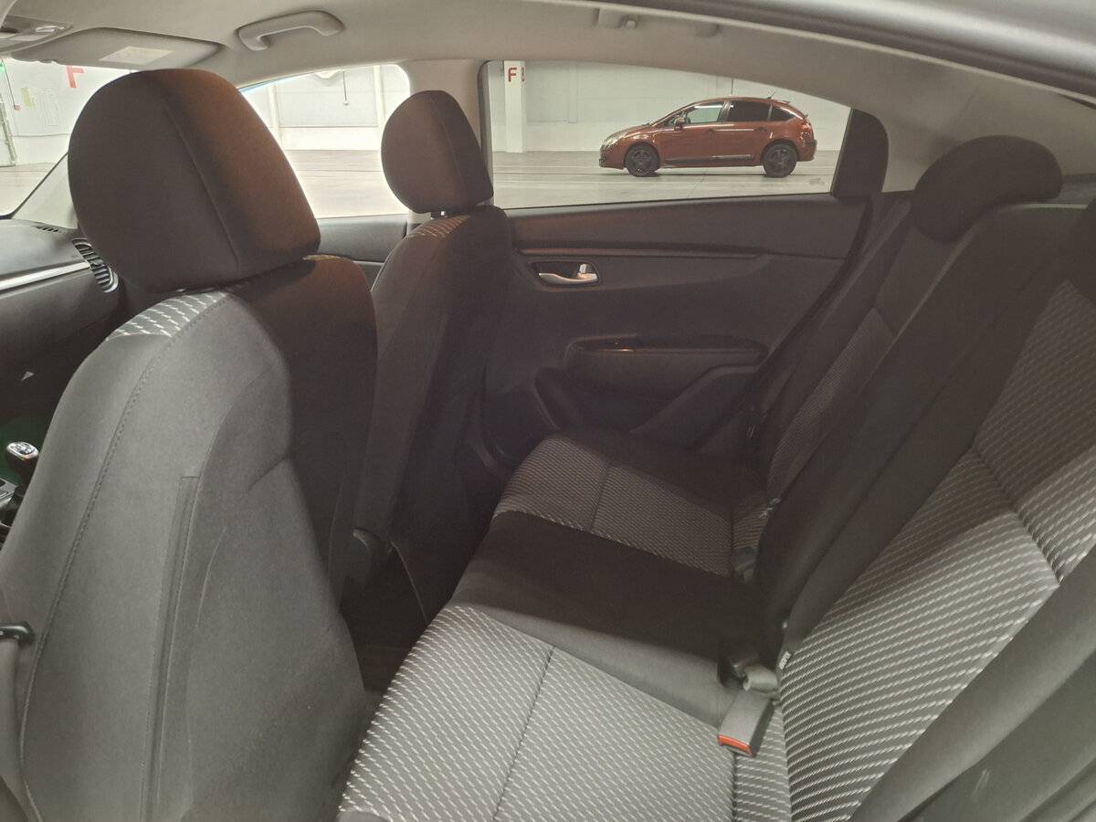 Kia Rio IV, 2017 Фото №12