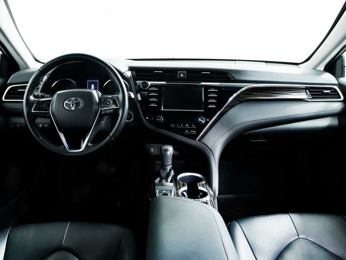 Toyota Camry, 2020 Фото №9
