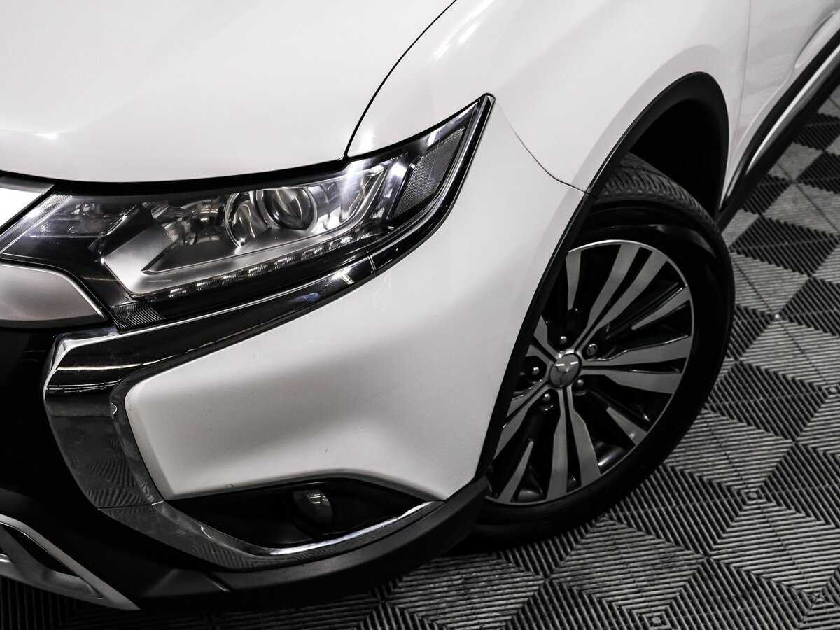 Mitsubishi Outlander, 2019 Фото №12