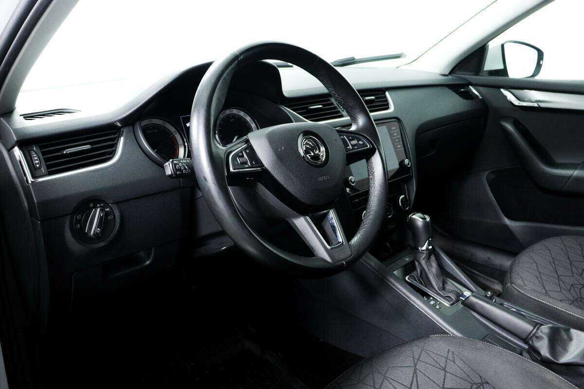 Skoda Octavia, 2019 Фото №12