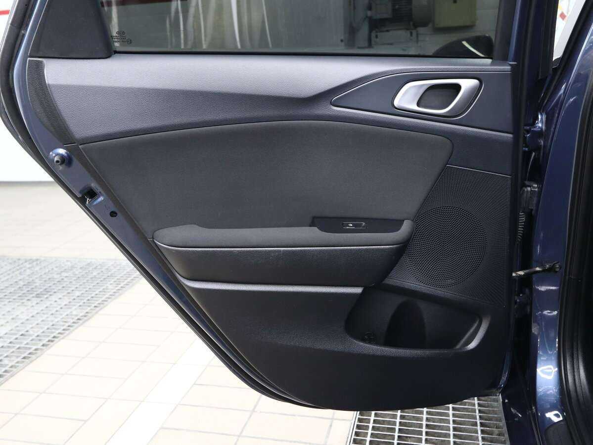 Kia Ceed, 2018 Фото №10