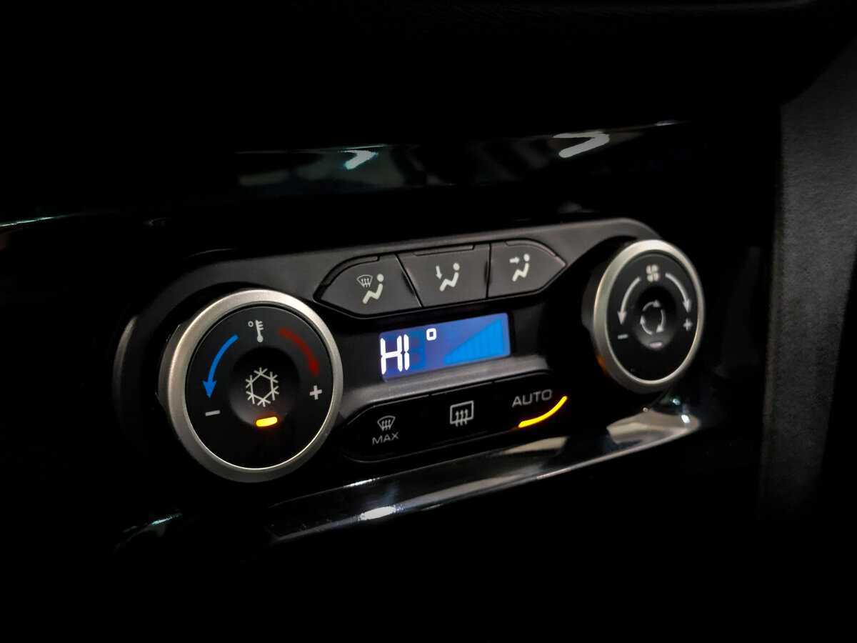 Lada (ВАЗ) XRAY Cross, 2019 Фото №23