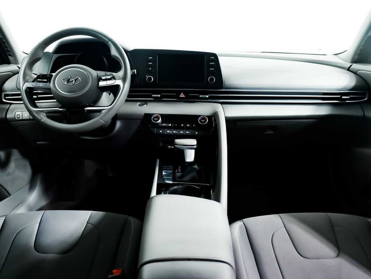 Hyundai Elantra, 2021 Фото №11