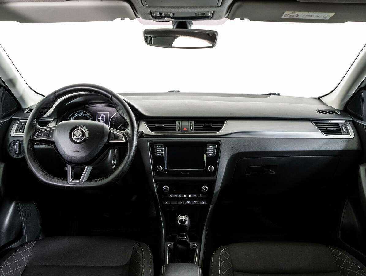 Skoda Rapid, 2017 Фото №8