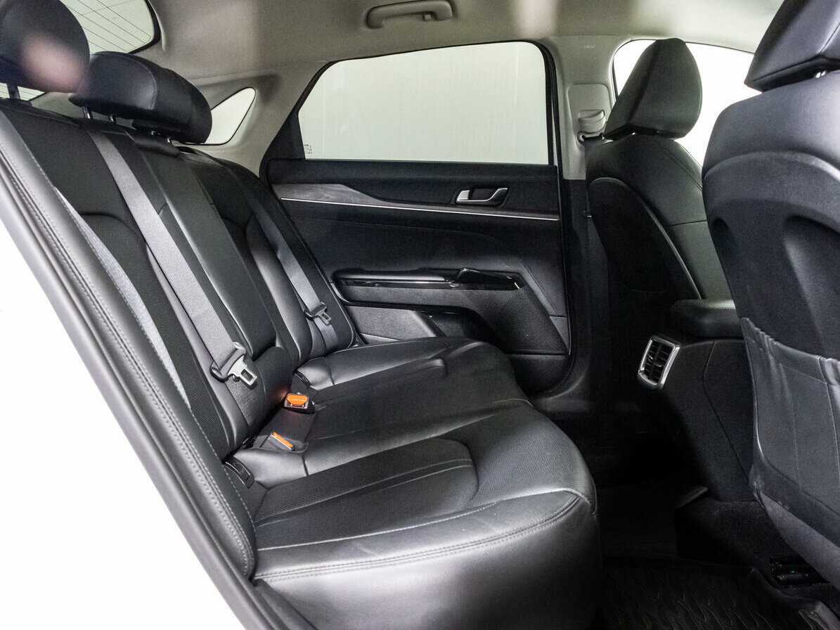 Kia K5, 2020 Фото №17