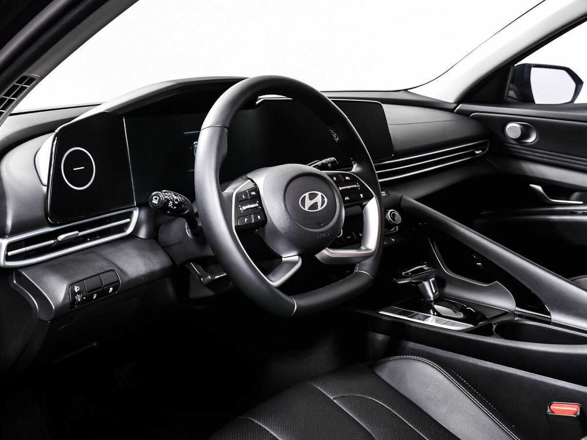 Hyundai Elantra, 2024 Фото №12