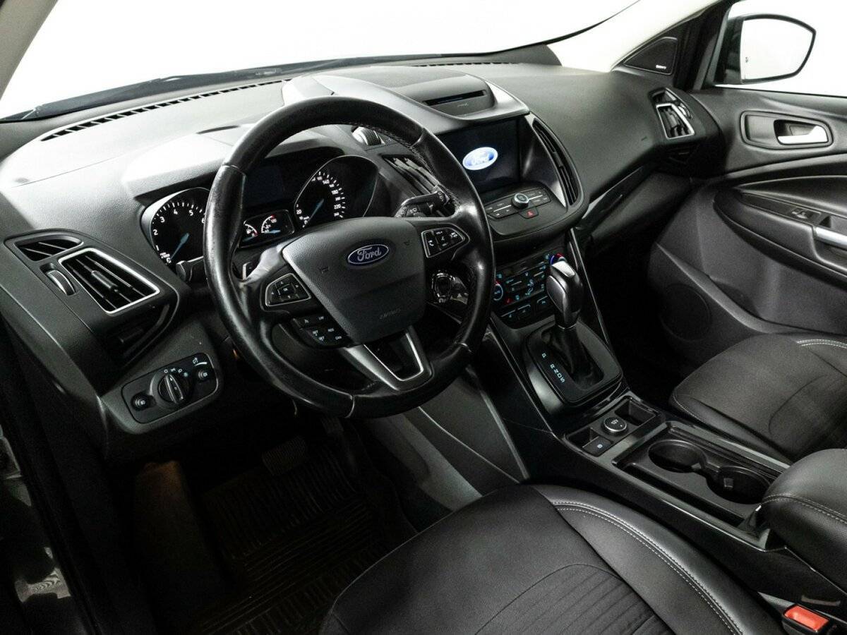 Ford Kuga, 2017 Фото №11