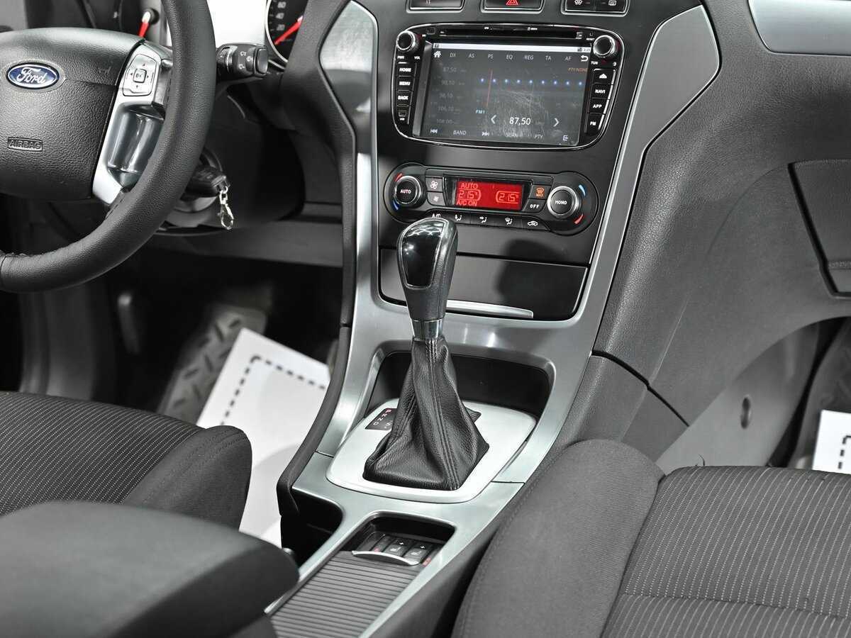 Ford Mondeo, 2012 Фото №8