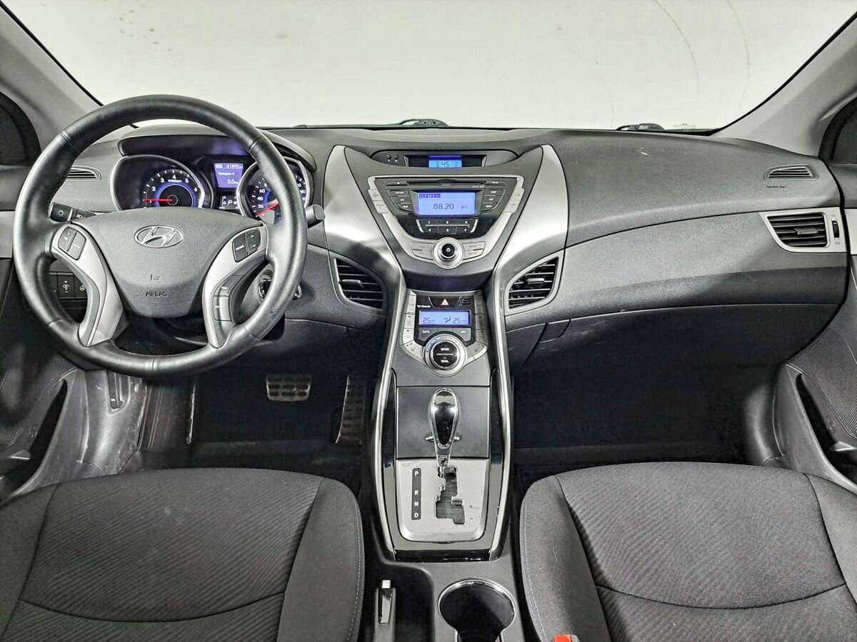 Hyundai Elantra, 2013 Фото №12