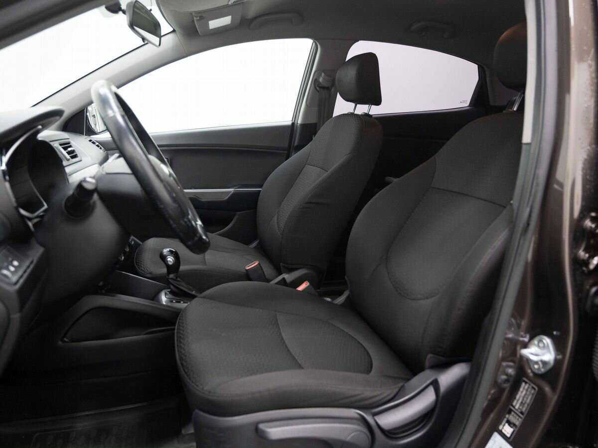 Kia Rio, 2017 Фото №8