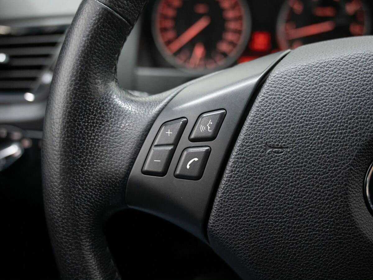 BMW X1 18i, 2013 Фото №18