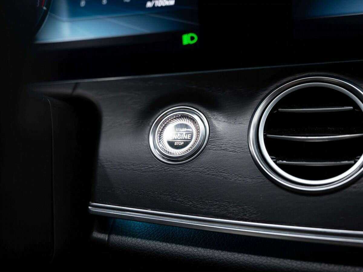 Mercedes-Benz E-Класс 200, 2017 Фото №22