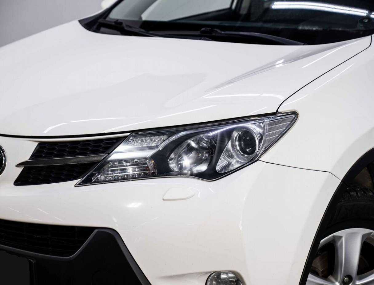 Toyota RAV4, 2013 Фото №7