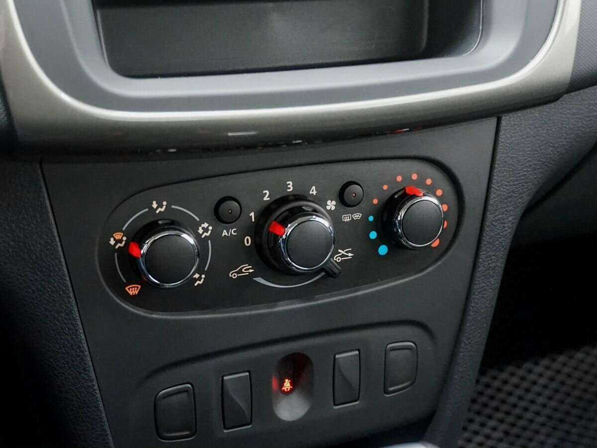 Renault Logan Stepway, 2022 Фото №18