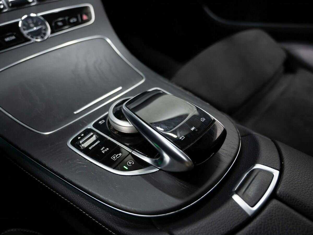 Mercedes-Benz E-Класс 200, 2018 Фото №22