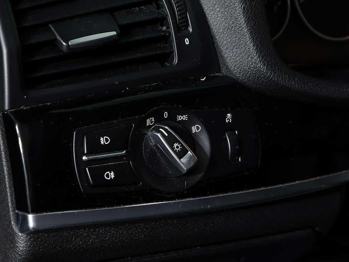 BMW X3 20i xDrive, 2014 Фото №14