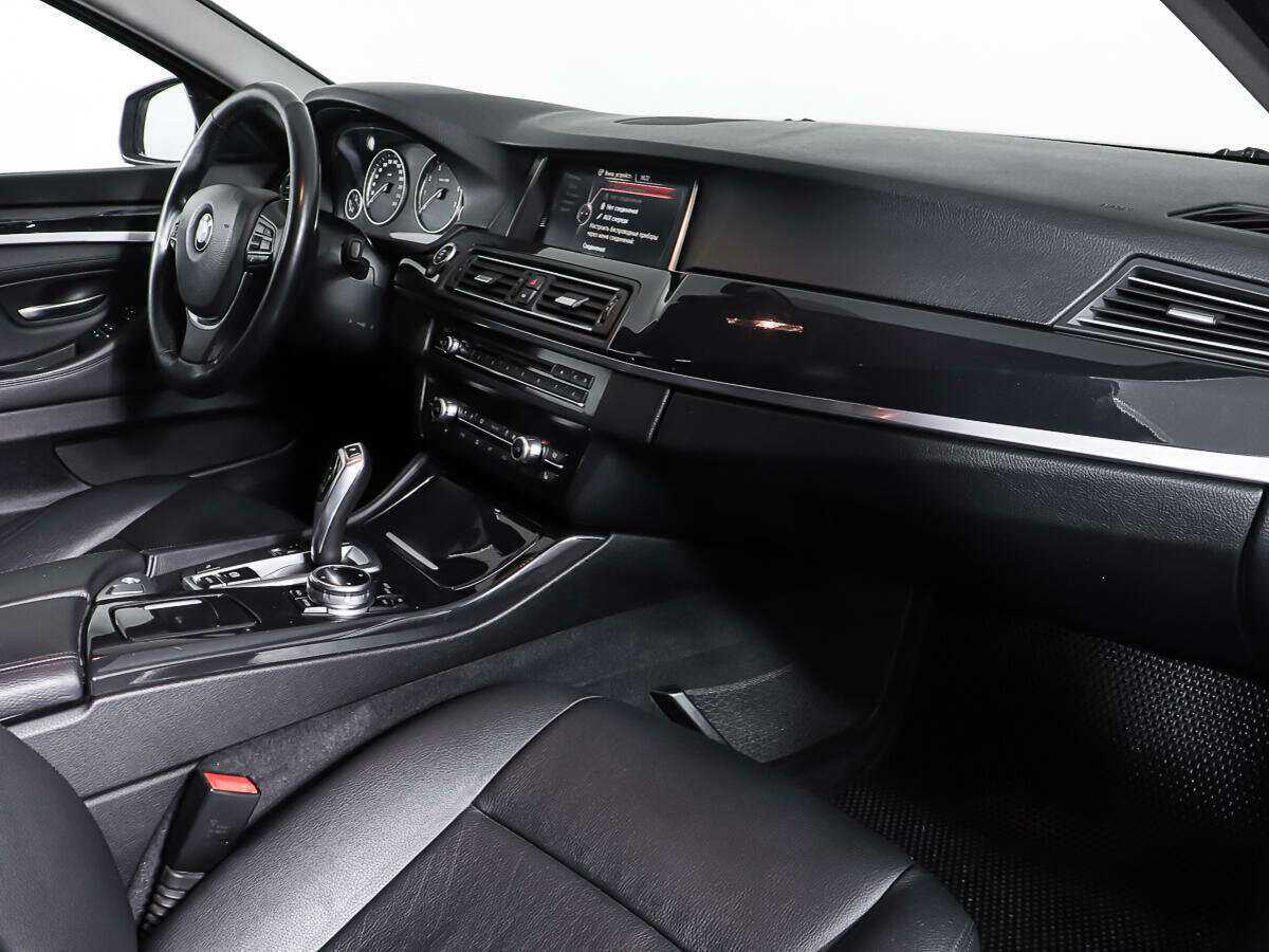 BMW 5 серии 520i, 2013 Фото №9