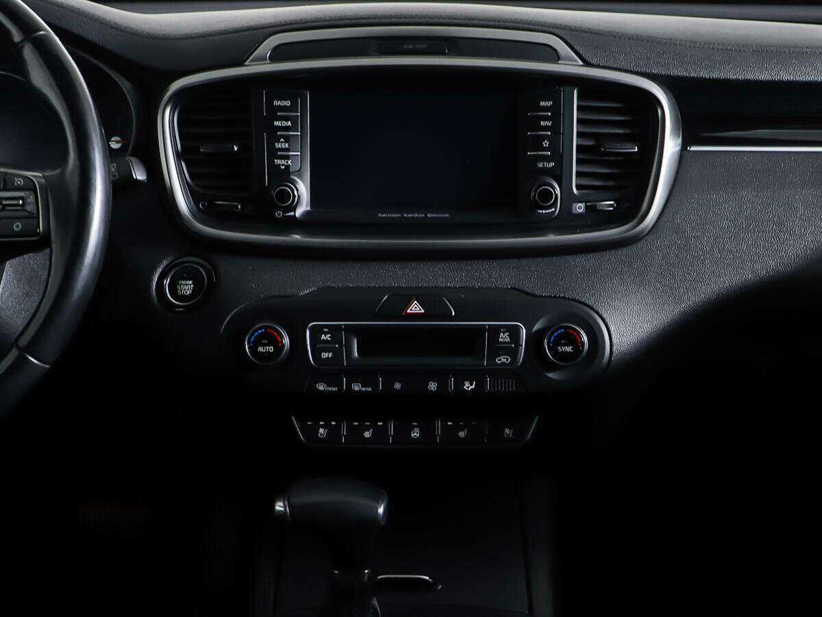 Kia Sorento, 2018 Фото №13