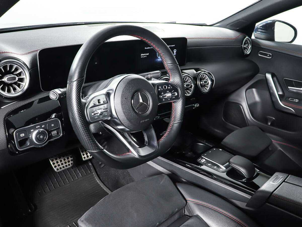 Mercedes-Benz CLA 200, 2020 Фото №13