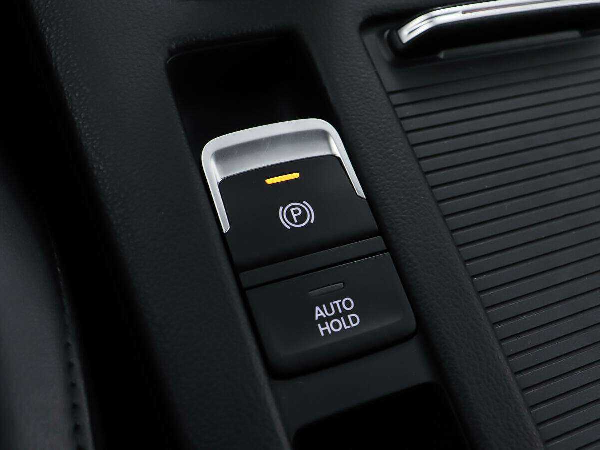 Volkswagen Passat Alltrack, 2018 Фото №17