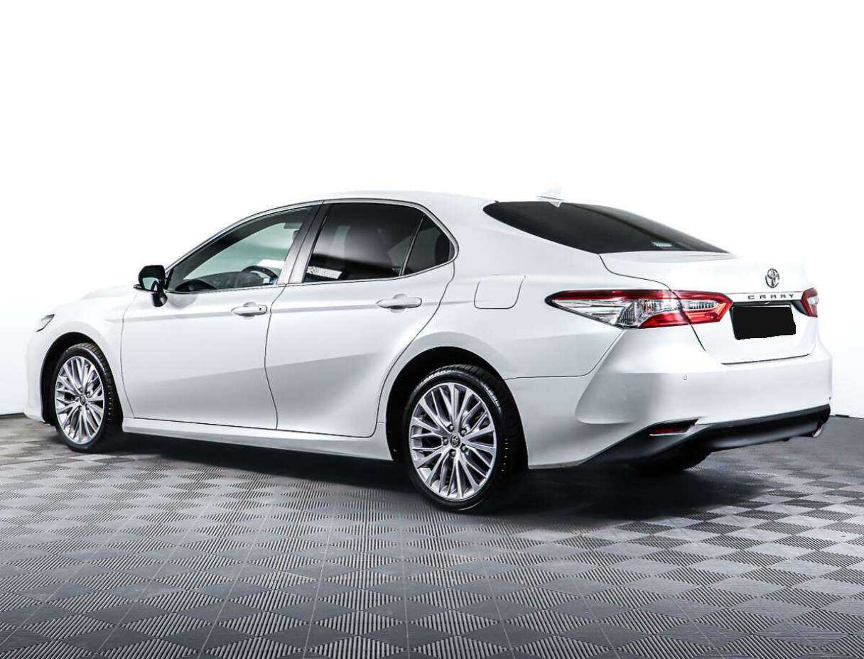 Toyota Camry, 2020 Фото №7