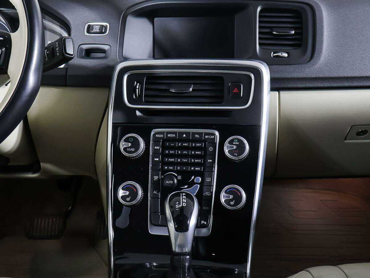 Volvo S60, 2014 Фото №12