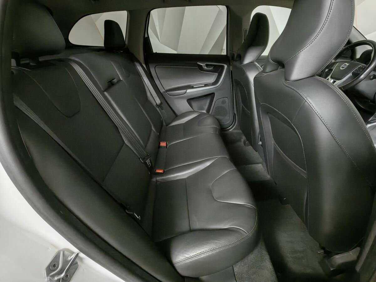 Volvo XC60, 2016 Фото №11