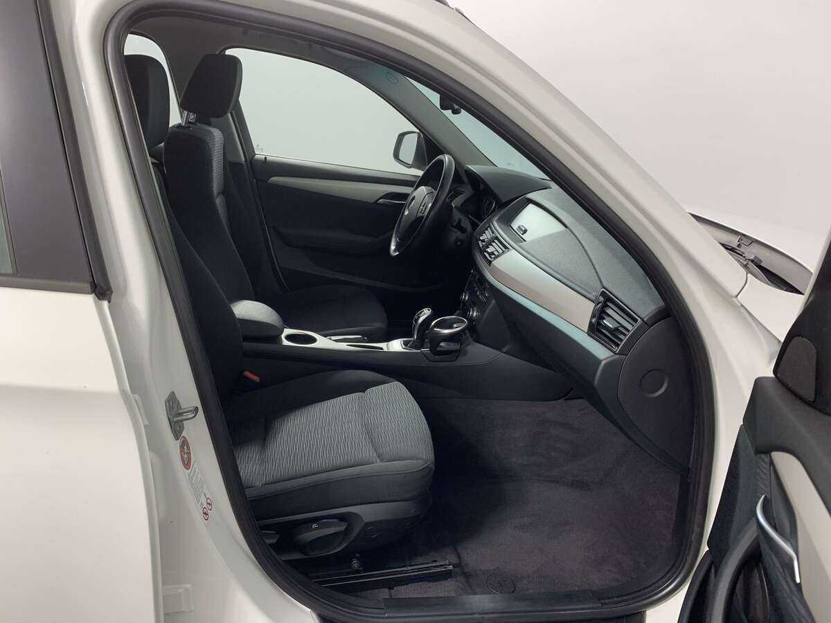 BMW X1 20i, 2013 Фото №16