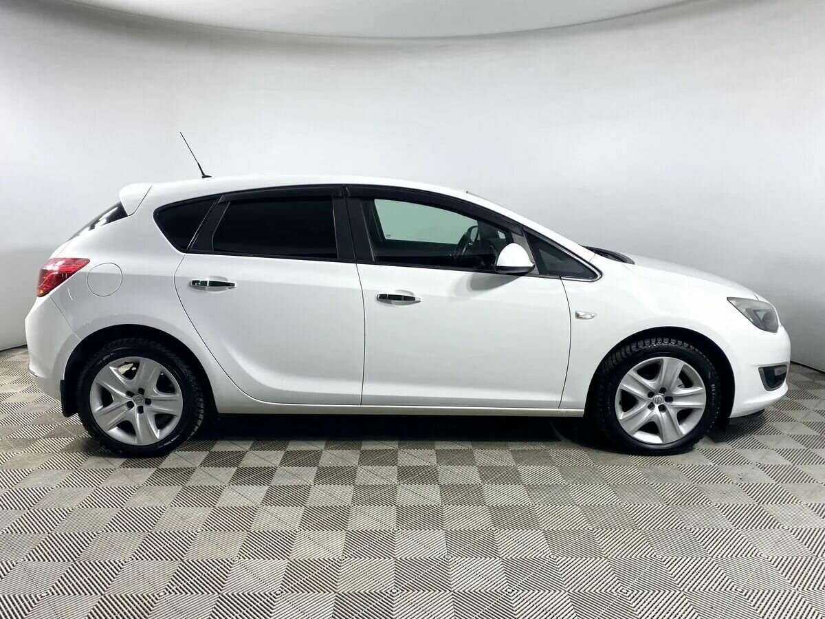 Opel Astra, 2012 - 110 000 км. | Фото №3