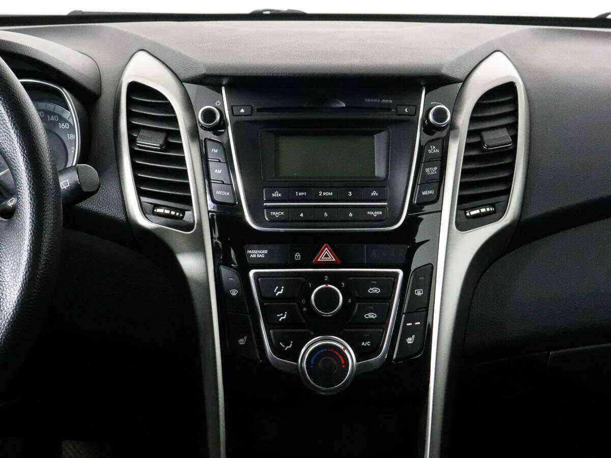 Hyundai i30, 2014 Фото №12