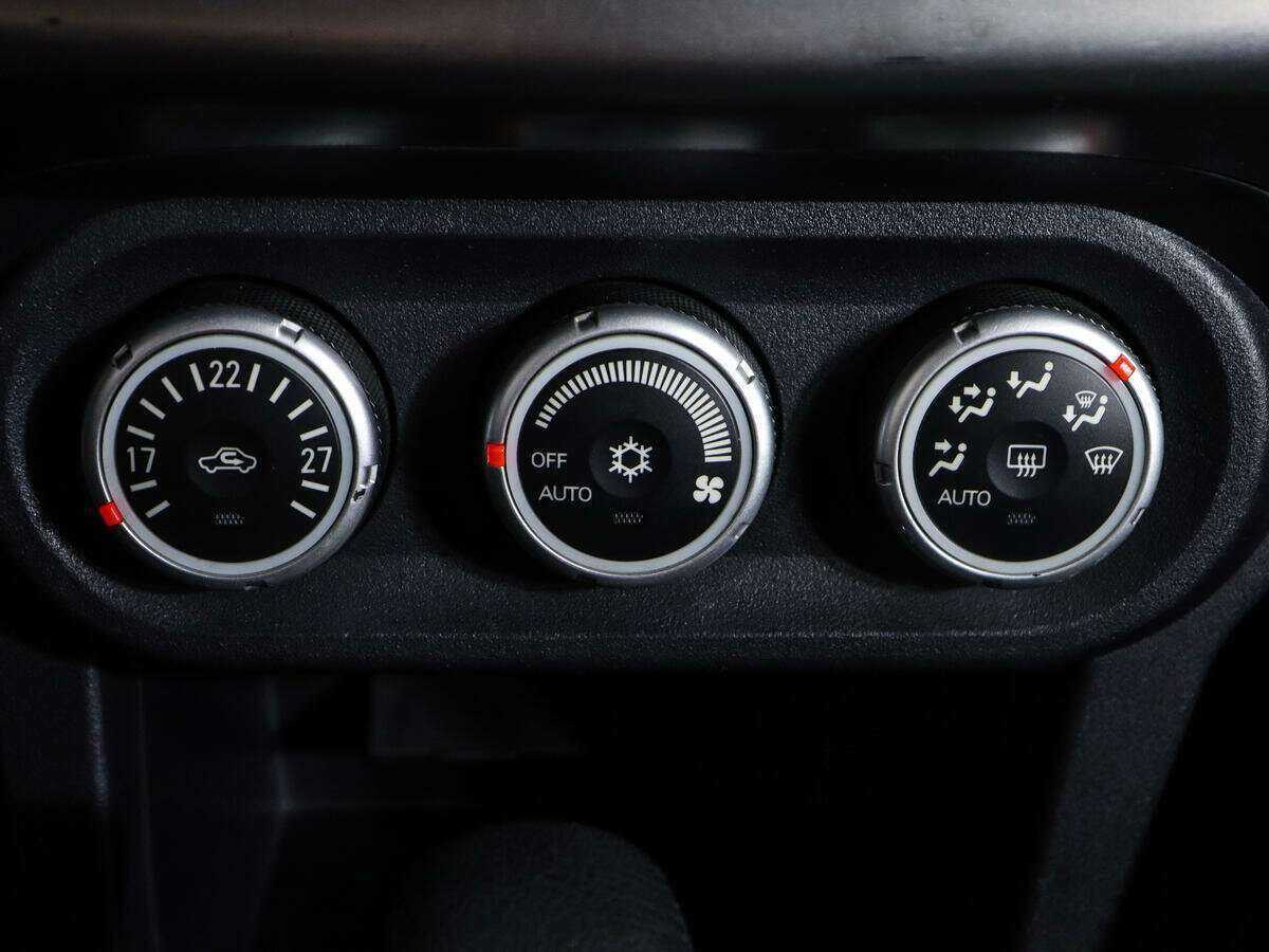 Mitsubishi Lancer, 2012 Фото №16