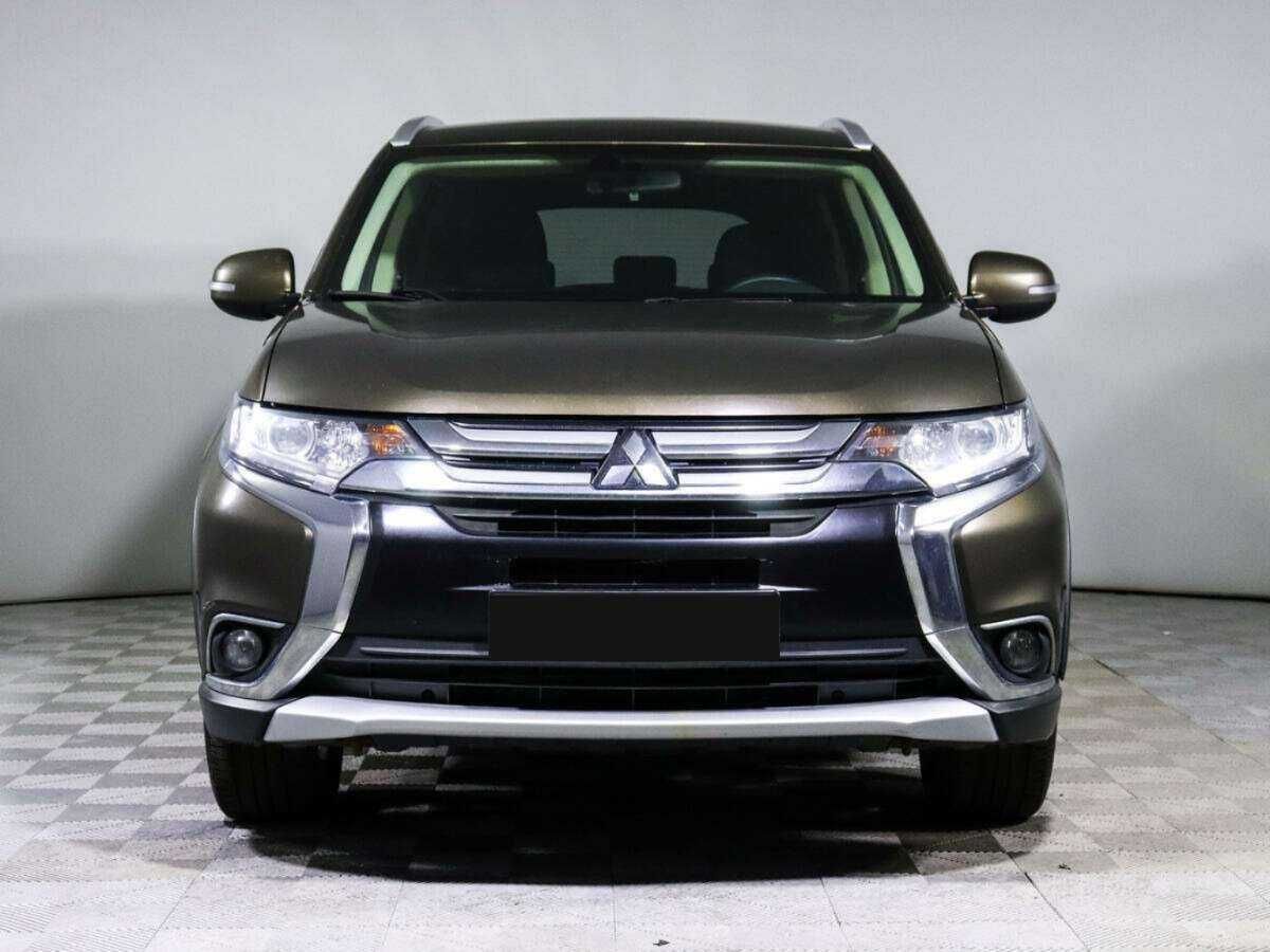 Mitsubishi Outlander, 2018 Фото №2