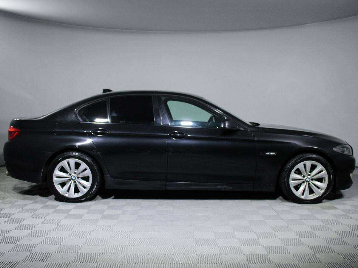 BMW 5 серии 528i xDrive, 2012 Фото №3