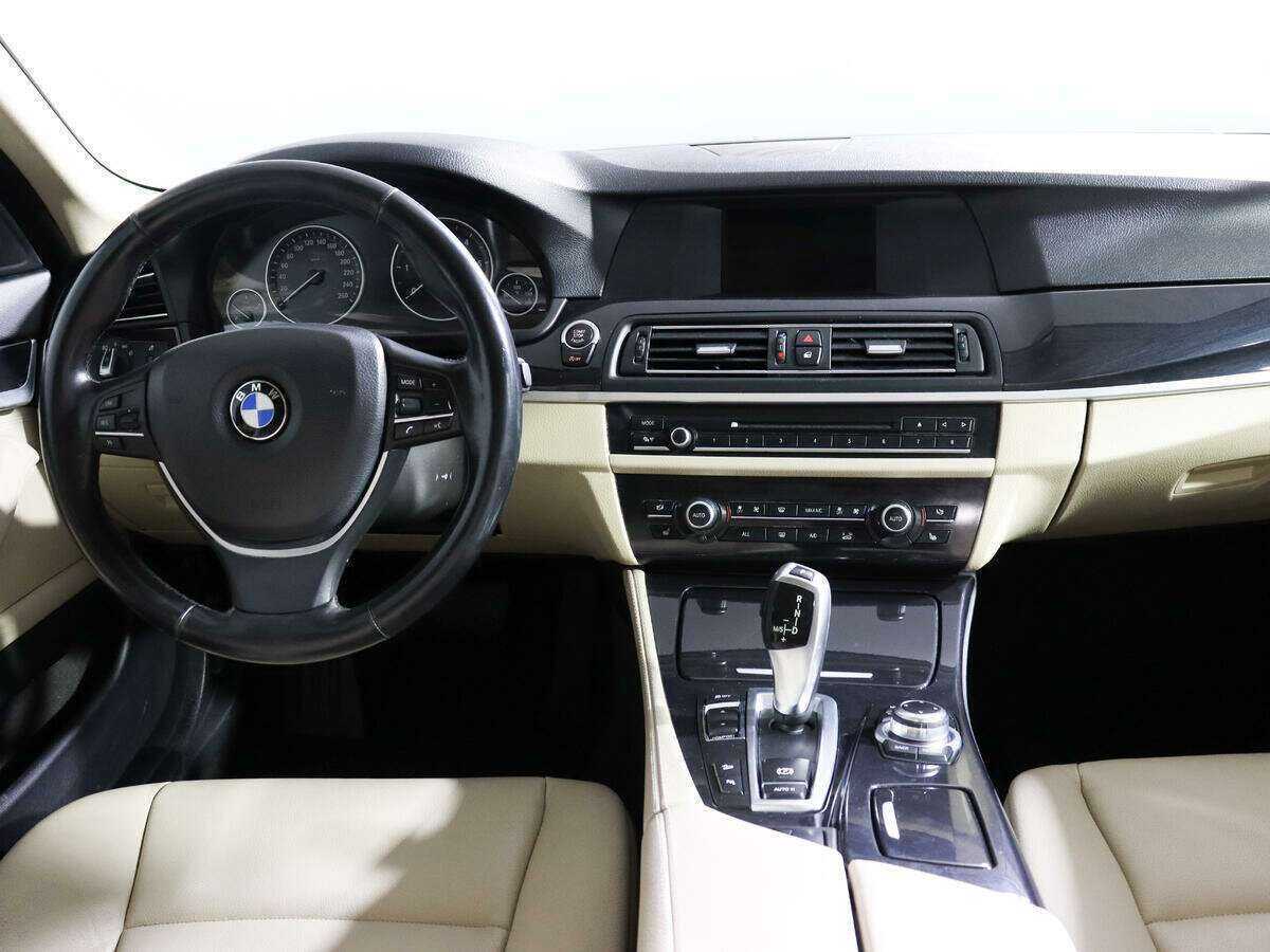 BMW 5 серии 525d xDrive, 2012 Фото №9