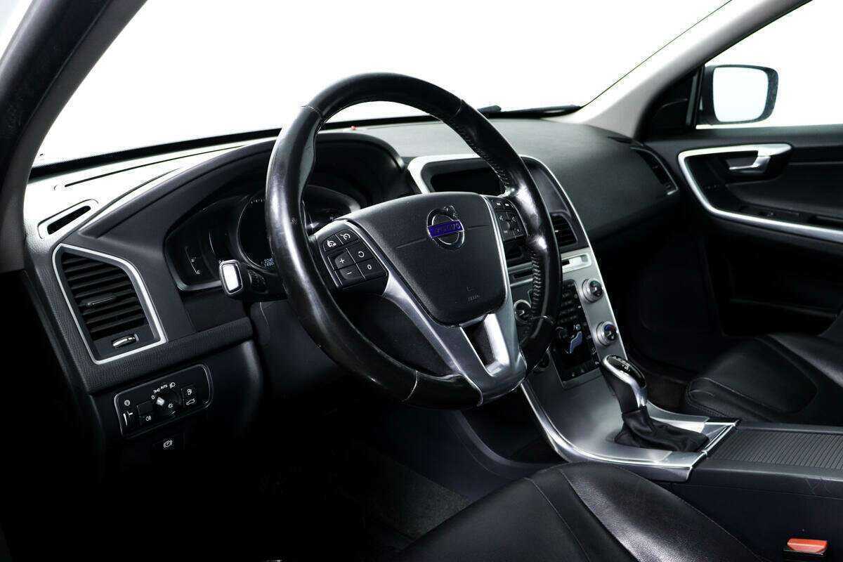 Volvo XC60, 2016 Фото №13