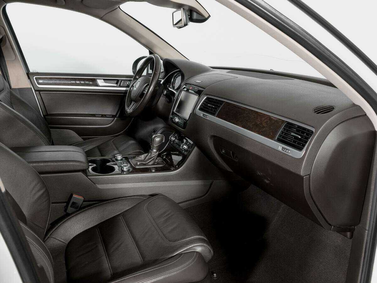 Volkswagen Touareg, 2014 Фото №9