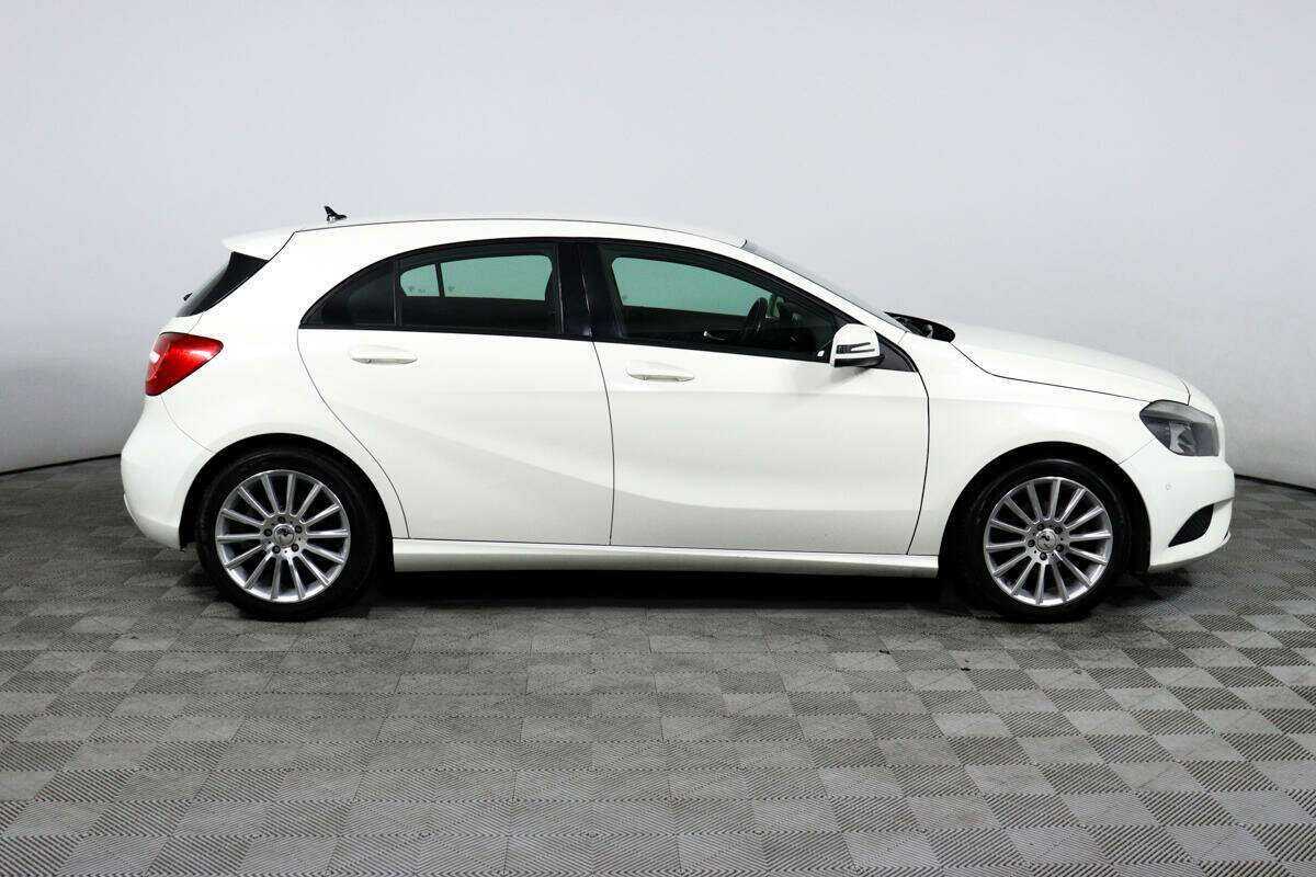 Mercedes-Benz A-Класс 180, 2014 - 116 872 км. | Фото №4