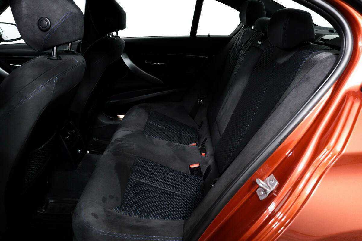 BMW 3 серии 320i xDrive, 2018 Фото №12