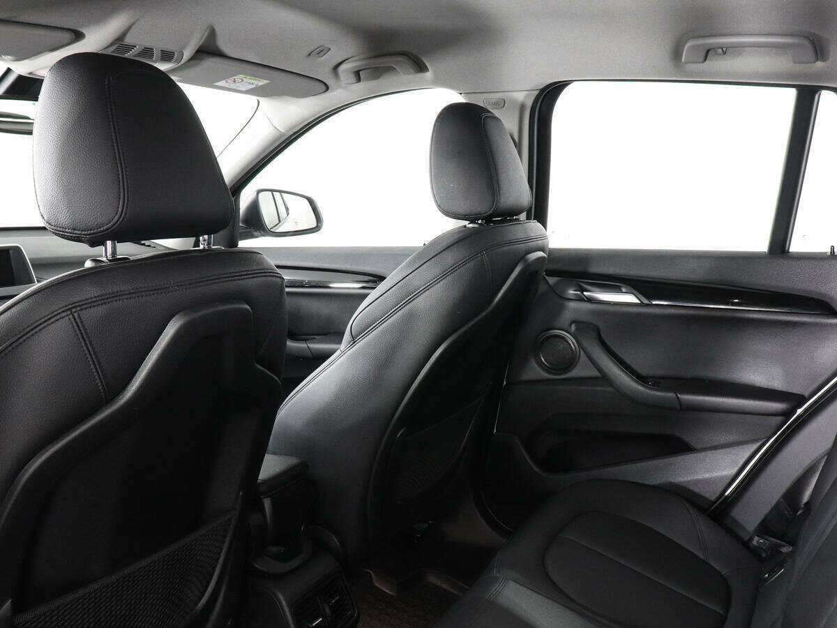 BMW X1 20i xDrive, 2016 Фото №11
