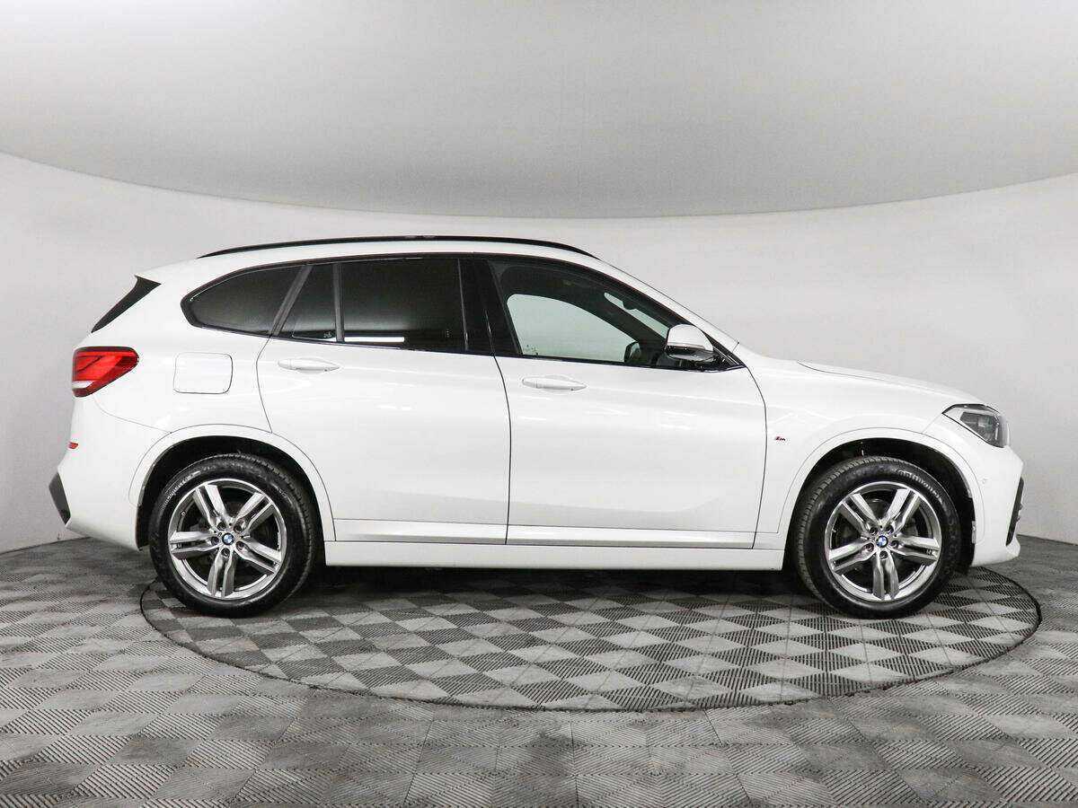 BMW X1 18d xDrive, 2020 Фото №5