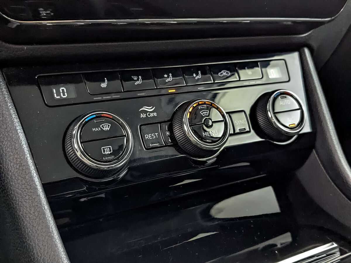 Skoda Superb, 2019 Фото №17