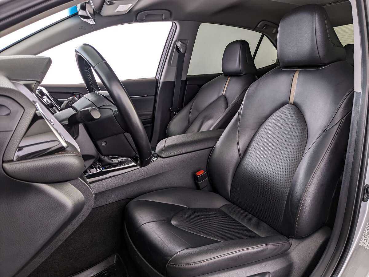 Toyota Camry, 2020 Фото №20